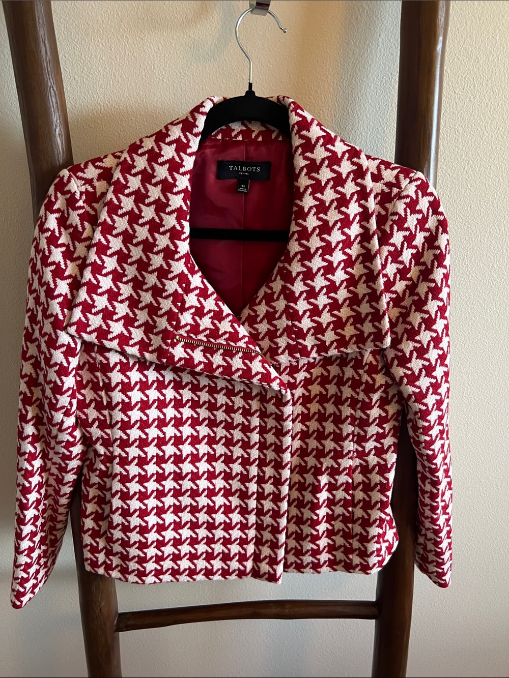 Talbots Red and Cream Houndstooth Cropped Blazer